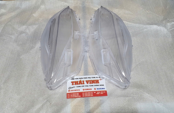 kinh-den-xi-nhan-truoc-honda-sh-2020-2024-thay-the-kinh-be-vo-tray-xuoc-gia-tot-