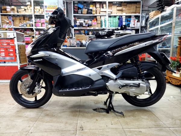 tan-trang-honda-air-blade-2006-2010-chuyen-nghiep-tai-da-nang