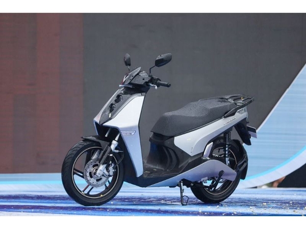 phu-tung-phu-kien-sua-xe-vinfast-theon-theon-s-tai-da-nang-tron-goi-dich-vu-chuy