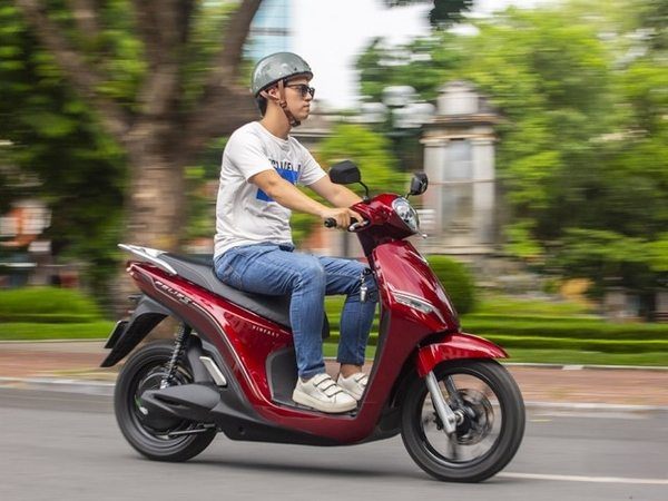 phu-tung-phu-kien-xe-may-dien-vinfast-cam-nang-toan-dien-cho-nguoi-dung-tu-motio