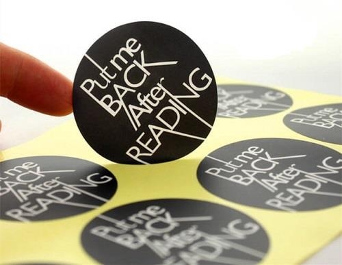 Decal nhựa vuông hoặc tròn | In nhanh SG