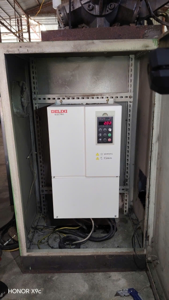 bien-tan-delixi-e102