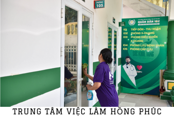 Dịch vụ lau kính tại nhà giá rẻ - Hồng Phúc