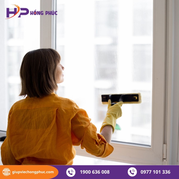 5 loại dụng cụ lau kính thông dụng nhất hiện nay