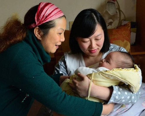 Dịch vụ thuê giúp việc trông trẻ chuyên nghiệp tại Hồng Phúc