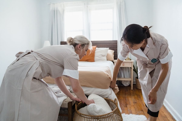 Chuẩn bị danh sách công việc trước khi thuê giúp việc nhà Hà Nội để tiết kiệm thời gian và tránh hiểu lầm