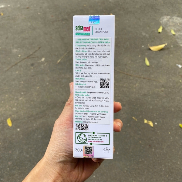 Dầu gội giảm ngứa vảy Sebamed Extreme Dry Skin Relief Shampoo 200ml - cho da đầu bị khô, đỏ