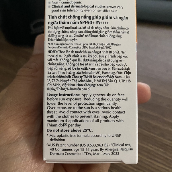 Tinh chất chống nắng Eucerin Sun Serum Spotless Brightening SPF 50+ 50ml - giúp dưỡng trắng da
