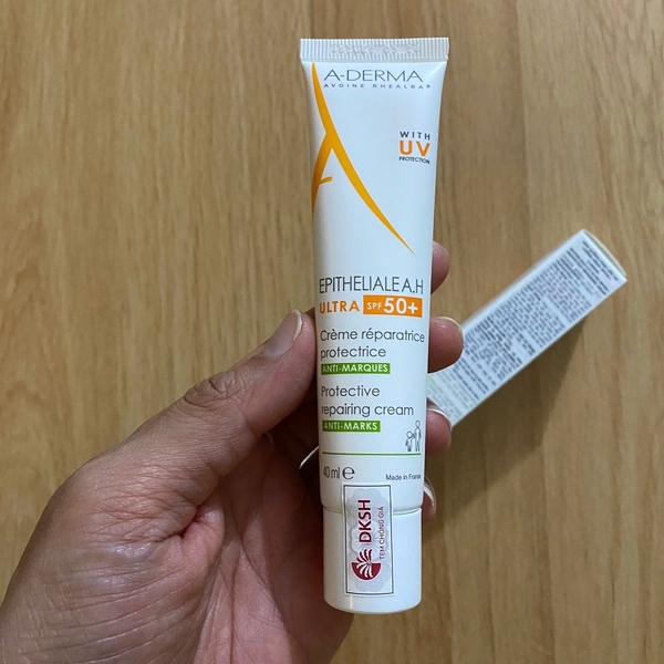 Kem chống nắng A-Derma Epitheliale AH Ultra SPF50+ Cream 40ml - dưỡng ẩm, phục hồi