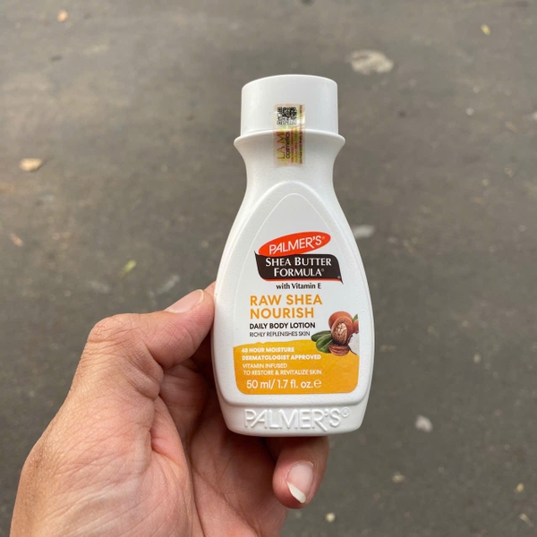 Sữa dưỡng thể Bơ hạt mỡ Palmer's Raw Shea Nourish Daily Body Lotion 250ml