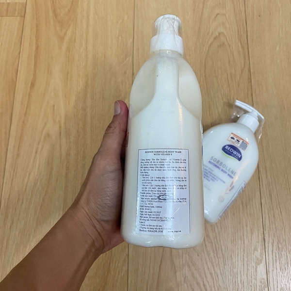 Sữa tắm Redwin Sorbolene body Wash With Vitamin E 500ml - làm sạch và cân bằng độ ẩm