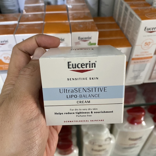 Kem dưỡng ẩm cho da khô nhạy cảm Eucerin Lipo Balance 50ml