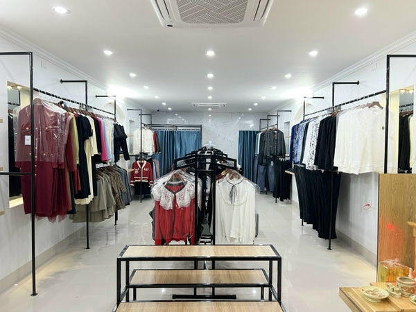 don-vi-thi-cong-shop-thoi-trang-uy-tin-tai-ha-noi