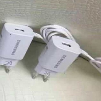 sac-samsung-trang-ra-1-cong-usb