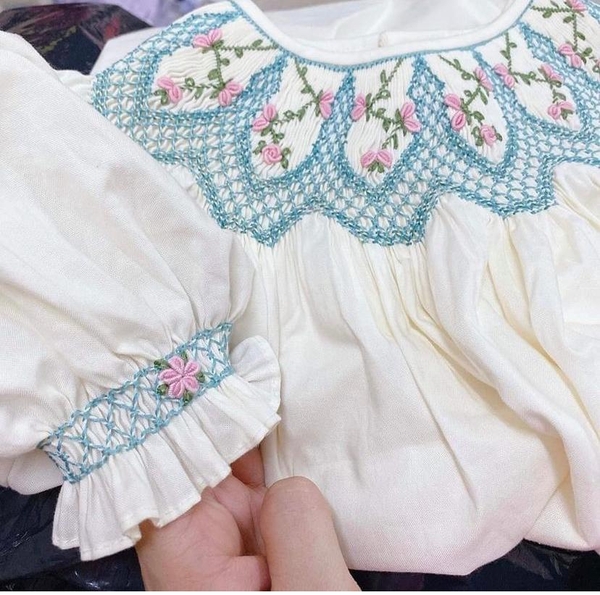 Hand smocked dress Bunniti BN232