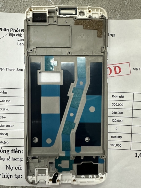 xuong-oppo-blacket-a83-t
