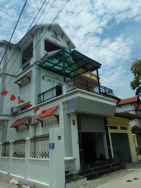 Thi công lắp đặt mái kính Tại Đông Anh