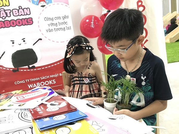 Kinh nghiệm mua sách cho bé 0 - 3 tuổi