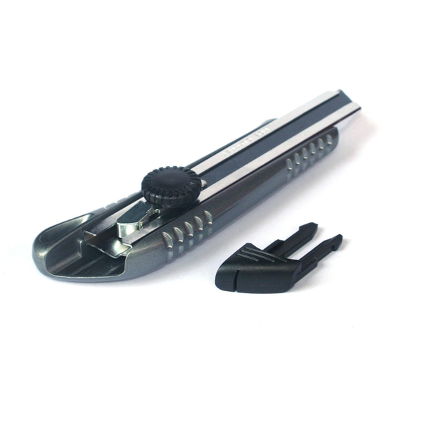 Cách Sử Dụng Dao Rọc Giấy Cán Nhôm KDS L-32 Hiệu Quả