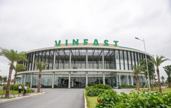 Vingroup huy động gần 7.000 tỷ để bơm vốn cho VinFast, VinSmart