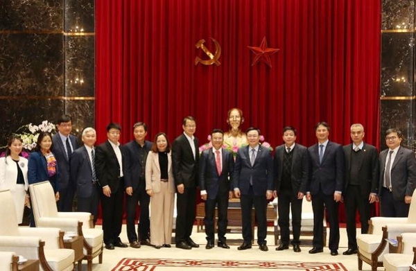 Bí thư Hà Nội muốn doanh nghiệp FDI công nghệ 'hội quân' tại Hòa Lạc cùng Vingroup, Viettel