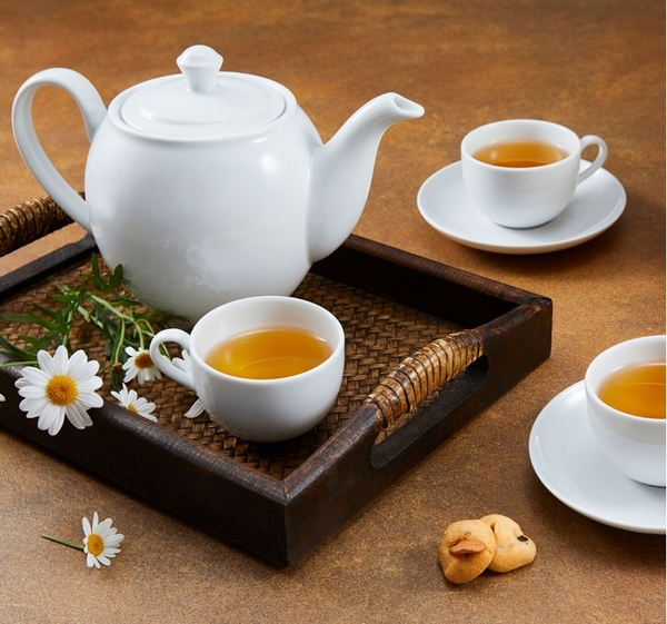 bo-tra-0-8l-camellia-trang
