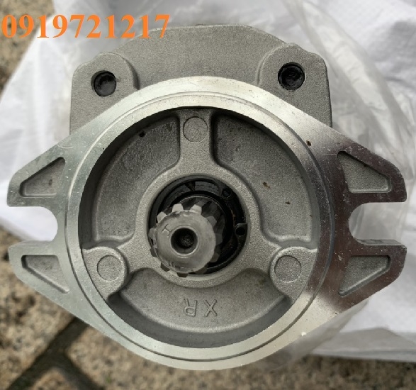 bom-thuy-luc-komatsu-2-tan-2-5-tan-3-tan