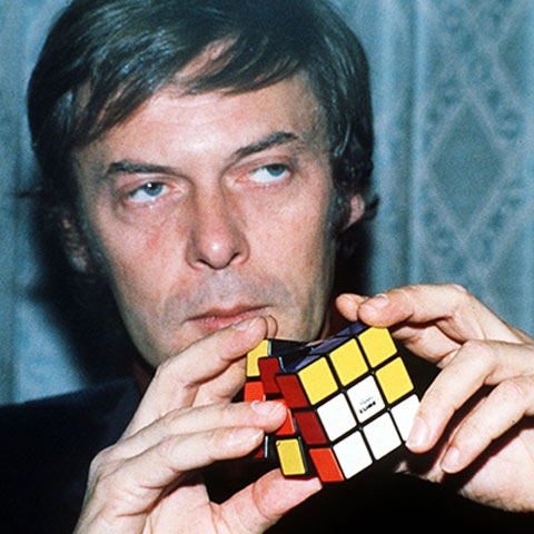 6 lợi ích của việc chơi Rubik không phải ai cũng biết H2 Rubik Shop