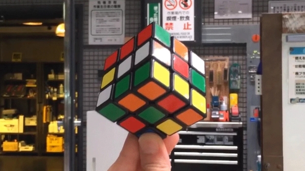Rubik Robot thông minh - Không cần đến một cái chạm tay H2 Rubik Shop