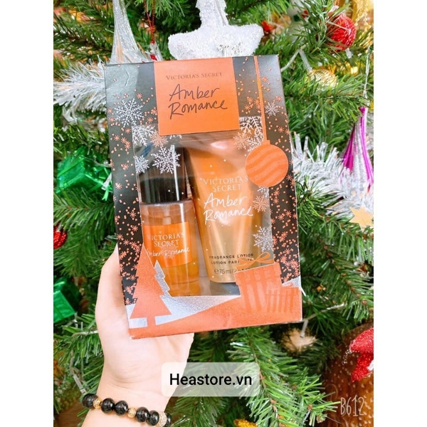SET XỊT VÀ DƯỠNG THỂ VICTORIA'S SECRET AMBER ROMANCE - 75ML