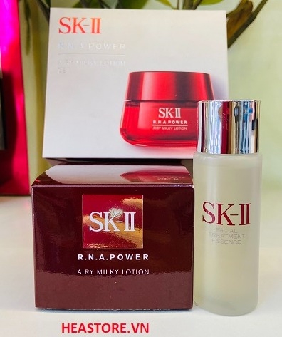 SET SKII KEM CHỐNG LÃO HÓA R.N.A POWER AIRY MILK LOTION 50 GAM NHẬT