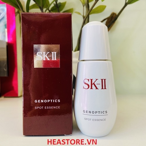 TINH CHẤT SERUM TRỊ THÂM NÁM TÀN NHANG SK-II GENOPTICS SPOT ESSENCE 50 ML