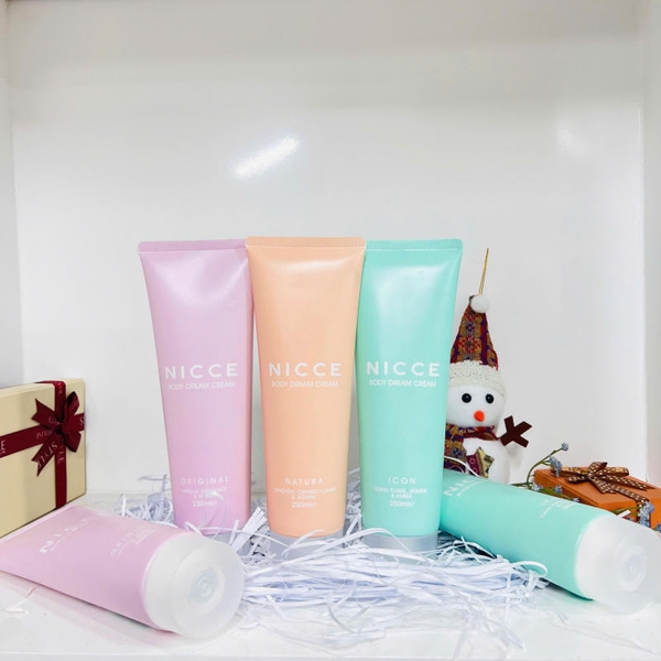 KEM DƯỠNG DA BODY NICCE BODY DREAM CREAM 250ML