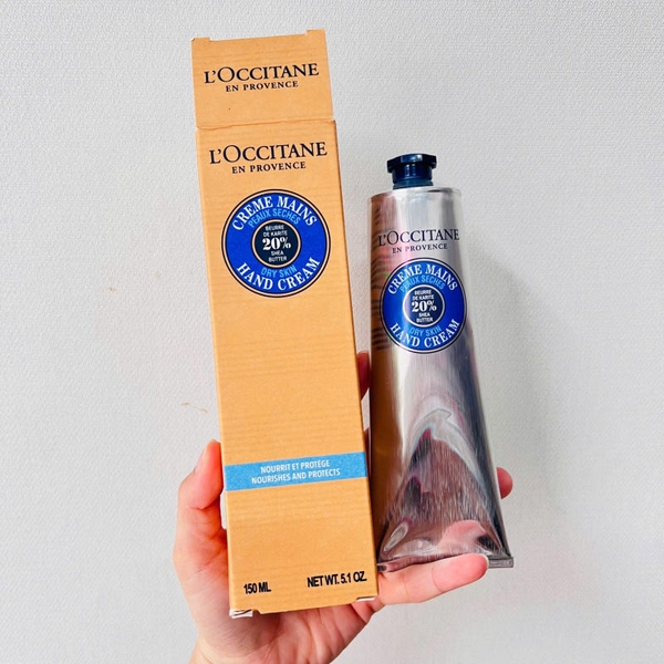 KEM DƯỠNG DA TAY L OCCITANE AMANDE BƠ ĐẬU MỠ - 150ML