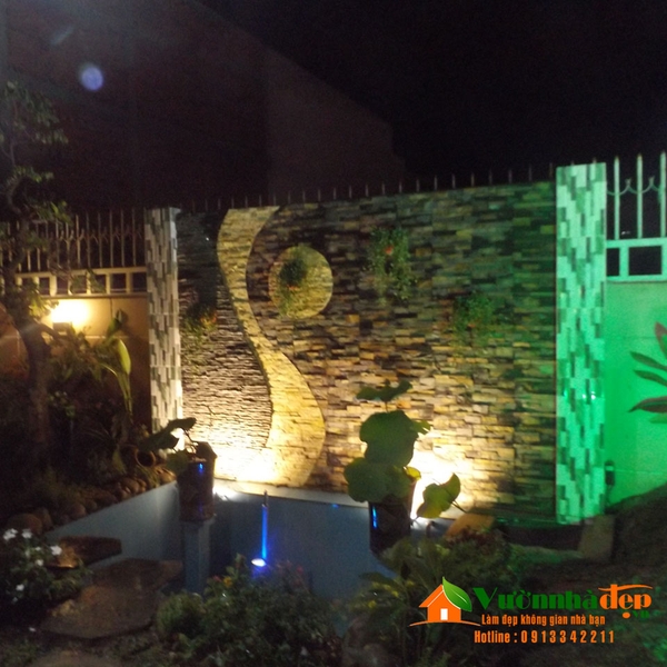 phoi-canh-ho-ca-koi-ban-dem