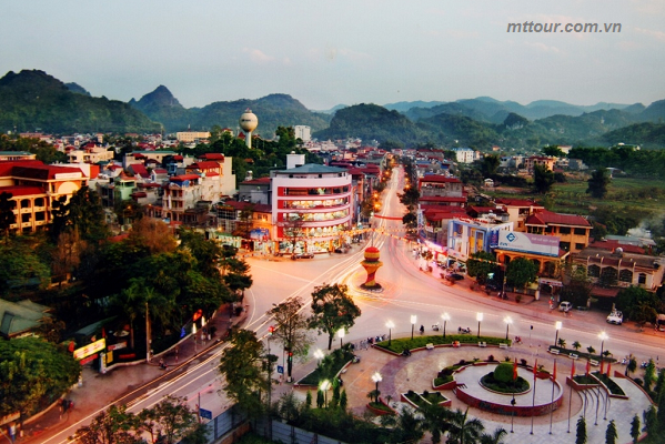 Tour du lịch Điện Biên 4 ngày bằng ô tô