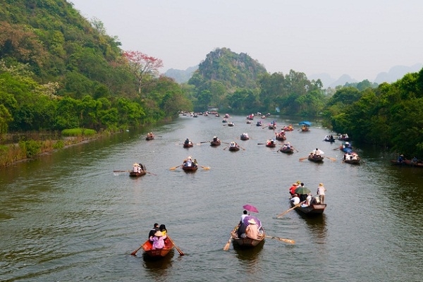 DAILY TOUR: Tour du lịch Chùa Hương 1 ngày