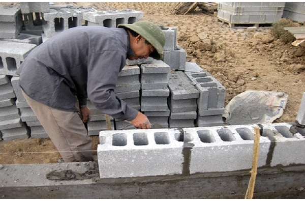 Cách nào chống nứt tường gạch xi măng cốt liệu?