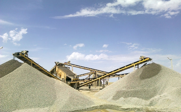 Báo cáo tình hình đầu tư, sản xuất, tiêu thụ vật liệu xây dựng