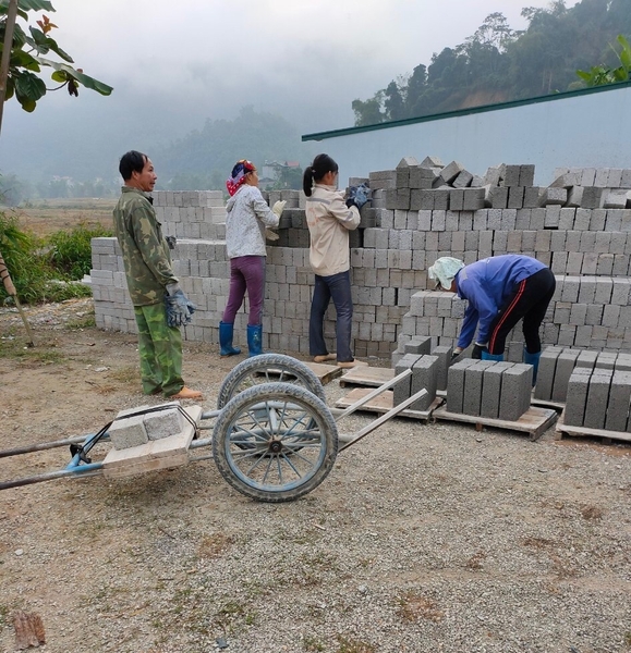 Bắc Cạn: Thu nhập cao từ sản xuất gạch không nung