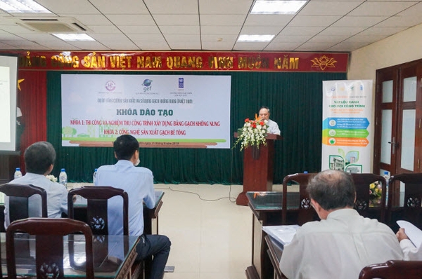 Bồi dưỡng kiến thức thi công & nghiệm thu công trình xây dựng bằng gạch không nung và công nghệ sản xuất gạch không nung