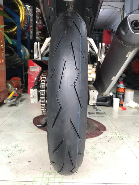 110-70-17-pirelli-diablo-rosso-corsa-2