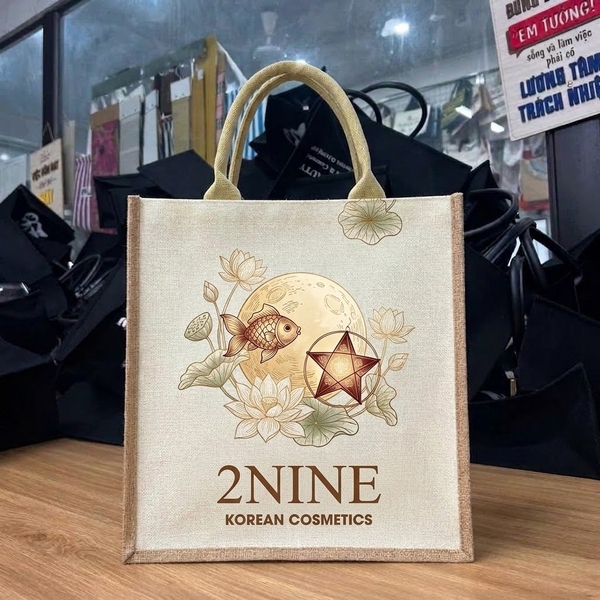 Doanh nghiệp lựa chọn túi vải trung thu làm quà tặng