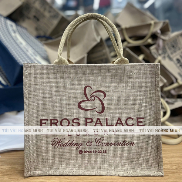 tui-vai-linen-fros-palace