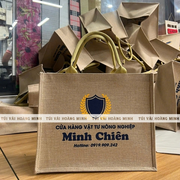 tui-vai-linen-in-logo-minh-chien