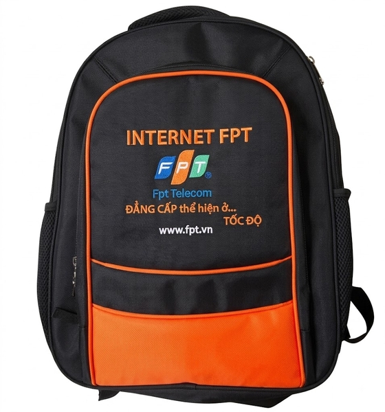 mau-balo-in-logo-fpt-thiet-ke-rieng-theo-nhan-dien-thuong-hieu