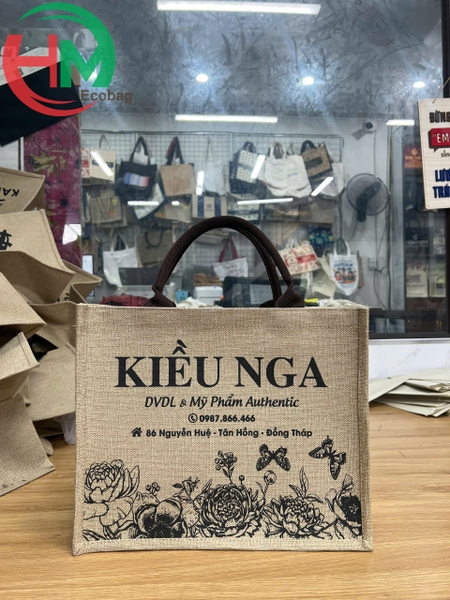 tui-vai-linen-in-logo-kieu-nga-mau-tui-qua-tang-khach-hang-chuyen-nghiep