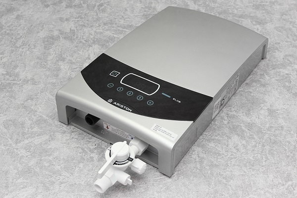 Máy nước nóng Ariston ST45PE-VN