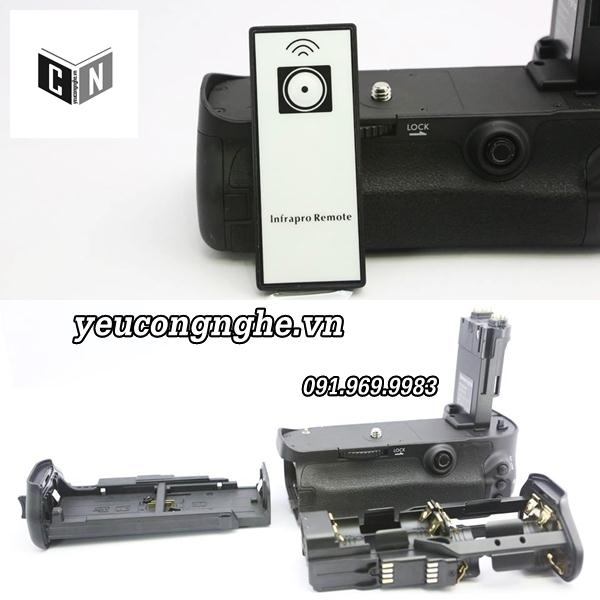 Đế pin Canon 5D mark III battery grip kèm điều khiển, khay pin tiểu AA