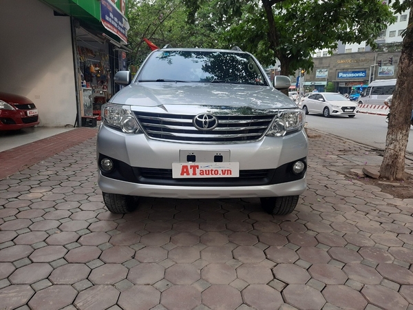 toyota fortuner số tự động 1 cầu 2014 biển hà nội